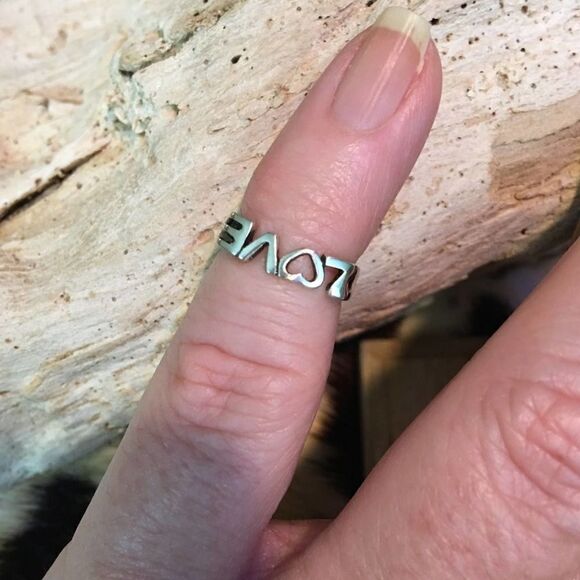 Sterling Silver Love Toe Ring Midi Ring - Picture 1 of 5